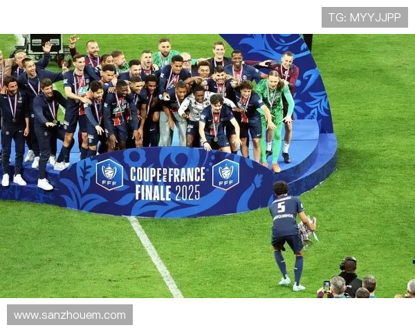 巴黎防线稳定性不足对球队联赛争冠形势构成影响 巴黎防线稳定性不足对球队联赛争冠形势构成影响