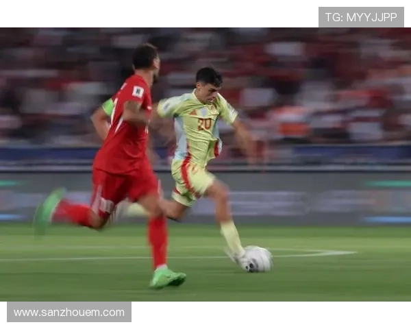 佩德里 vs 加维：中场稳定性与比赛延续性对比