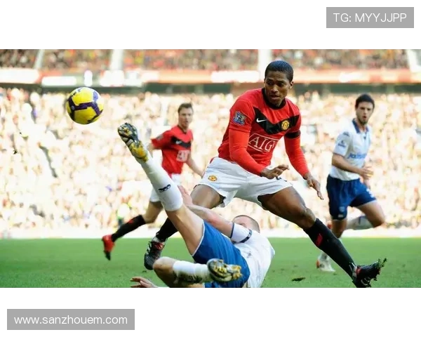 曼联防线屡遭打穿，整体结构问题凸显，稳定性面临考验